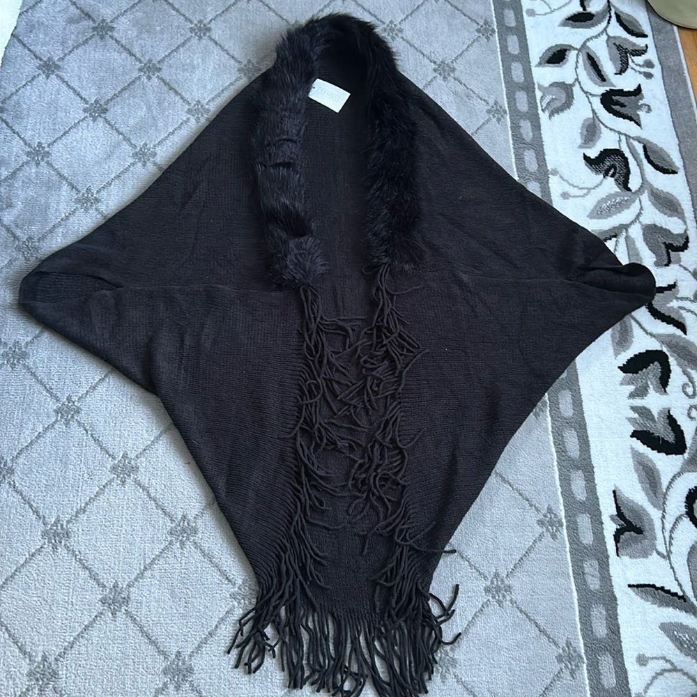 NWT TAMSY SWEATER